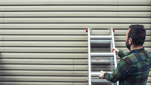 Best Residential Vinyl Siding Installation  in Columbus, MT